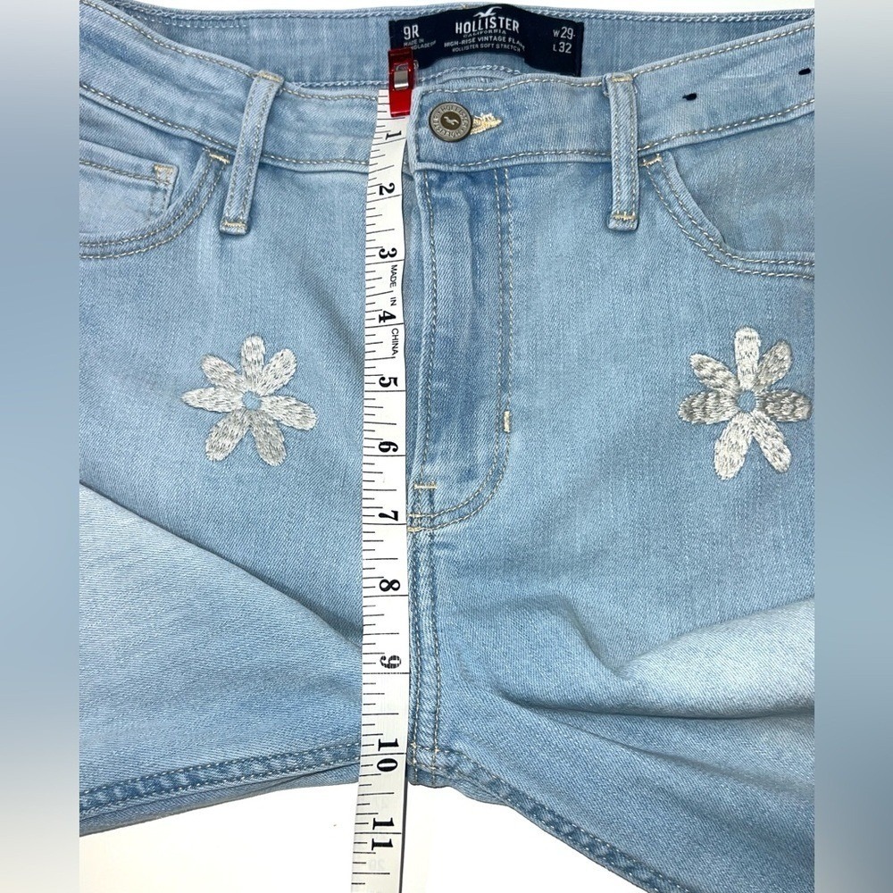 Hollister High Rise Flare Jeans Women's/Juniors 9R Blue Light Wash Embroidered - Picture 13 of 15